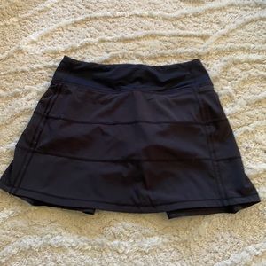 Lulu black tennis skirt